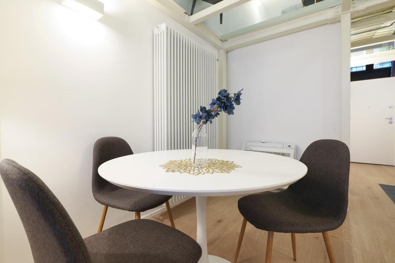 Primopiano - Aragona Flats Lägenhet Milano Exteriör bild